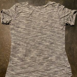 Lululemon top
